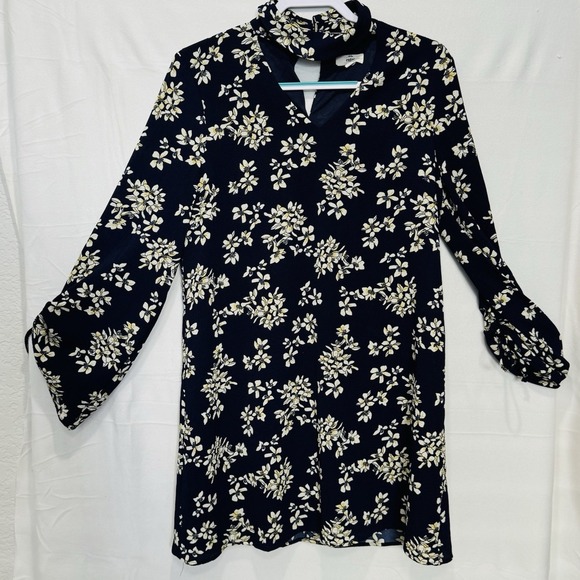 Entro Women's Dress Sz M Floral Choker V Neck Bell Sleeve Blue - Picture 3 of 11